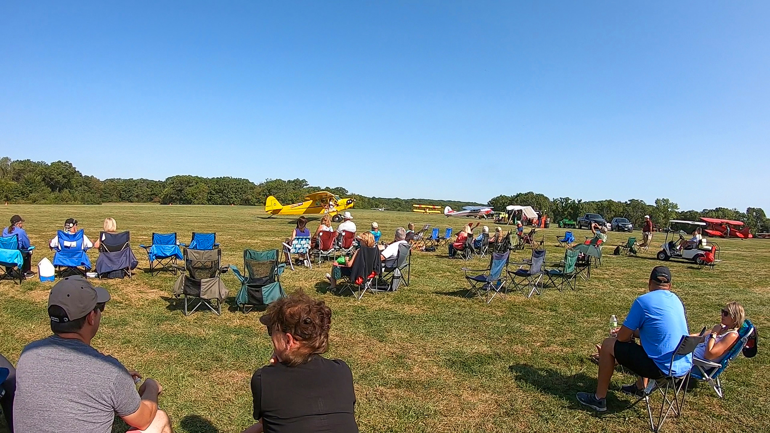 ...as fly-in attendees enjoy the perfect weather.