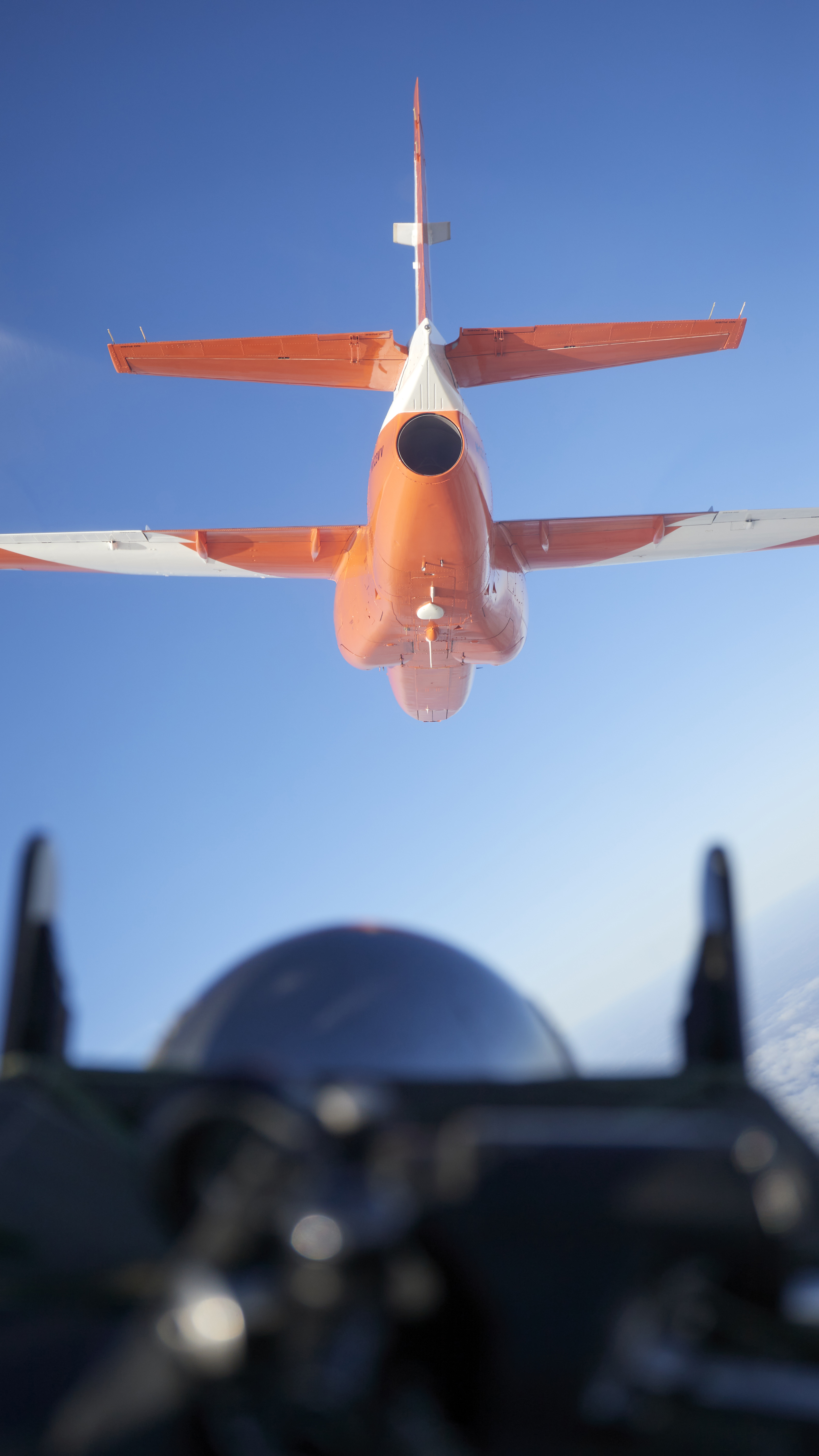 Unlimited visibility is an S.211 hallmark from the front or back seat. It’s nimble and highly responsive at high speed.