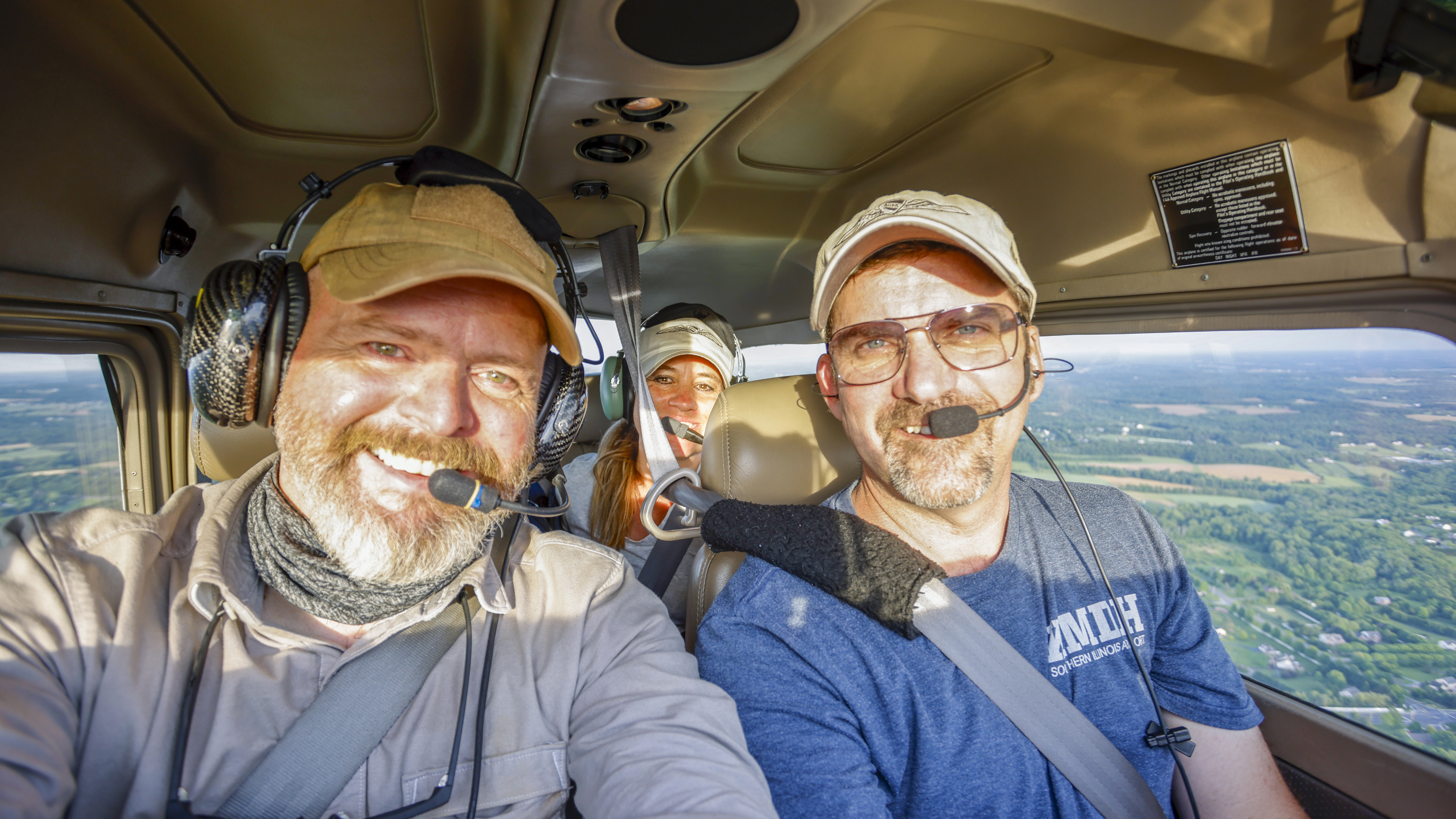 Chris Eads pilots the 172, Chris Rose steals Eads’ wife Sherri’s usual place in the co-pilot’s seat (she’s smiling from the back).