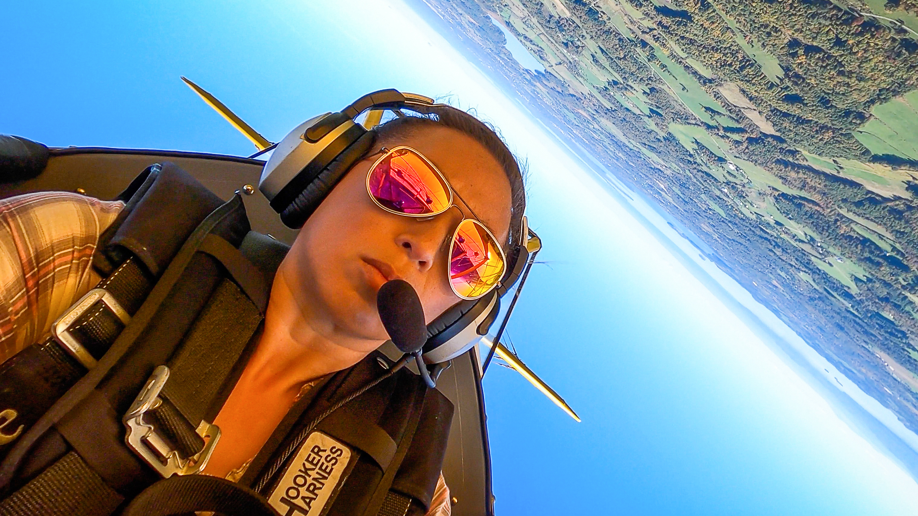 Beta Technologies team member Lan Vu gets inverted over Vermont in one of the company’s aircraft. Photography courtesy of Brain Jenkins, Beta Technologies