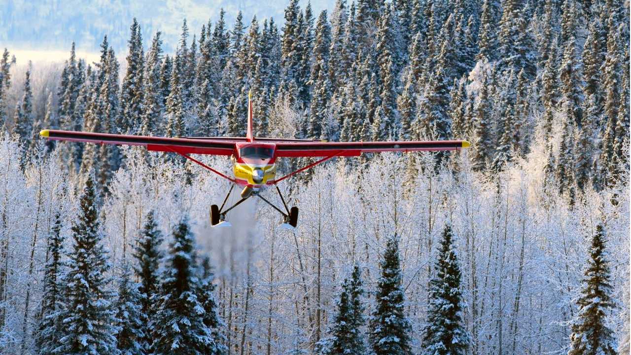 Ultima Thule’s red and yellow Turbine Otter is well known in the Wrangell-St. Elias National Park and Preserve.
