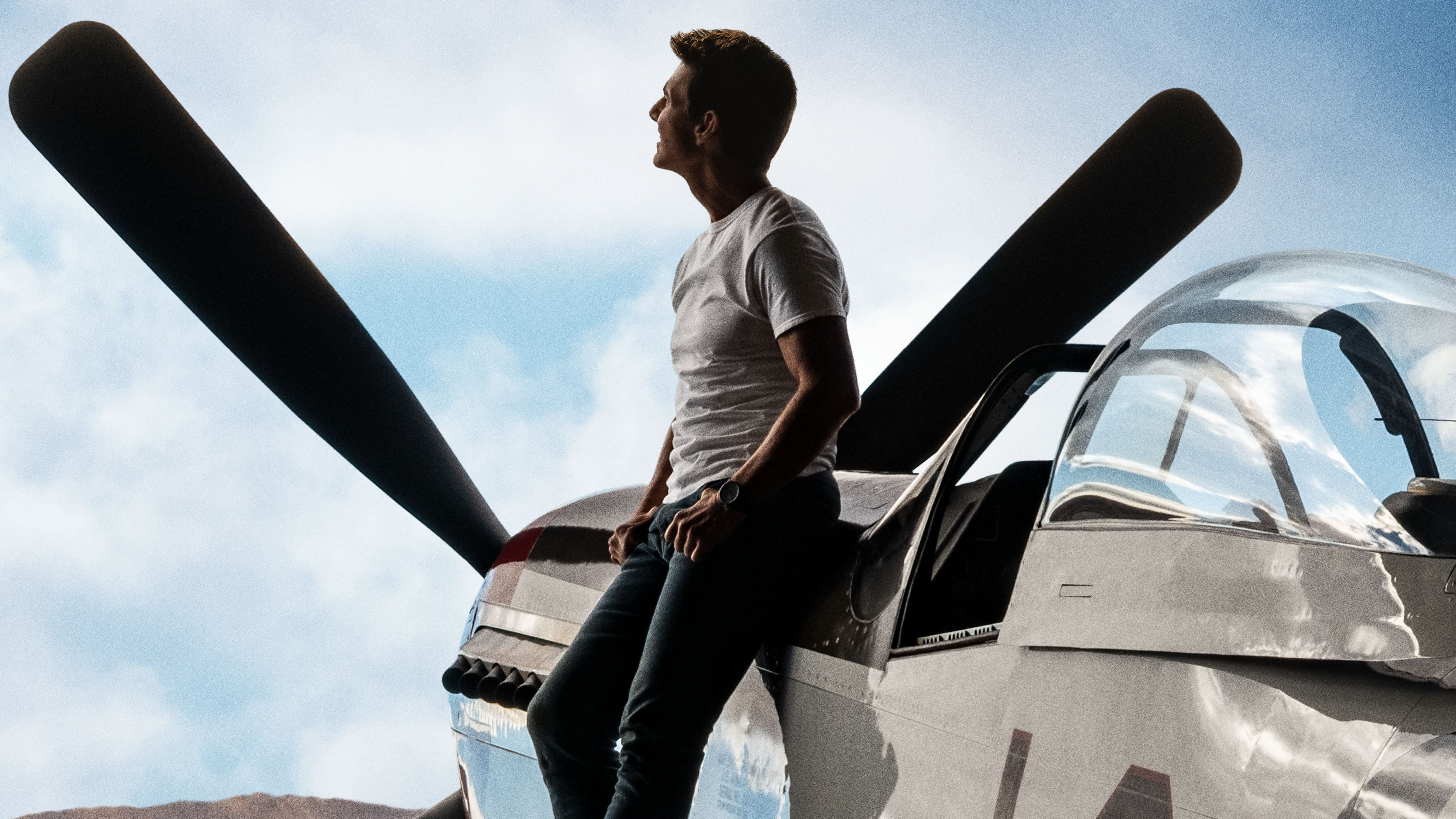 Tom Cruise owns a North American P–51 Mustang, one of only two flyable F-6K Mustangs left in the world. Cruise dubbed his aircraft "Kiss Me Kate" and it appears as Maverick’s airplane in his hangar in the new movie.