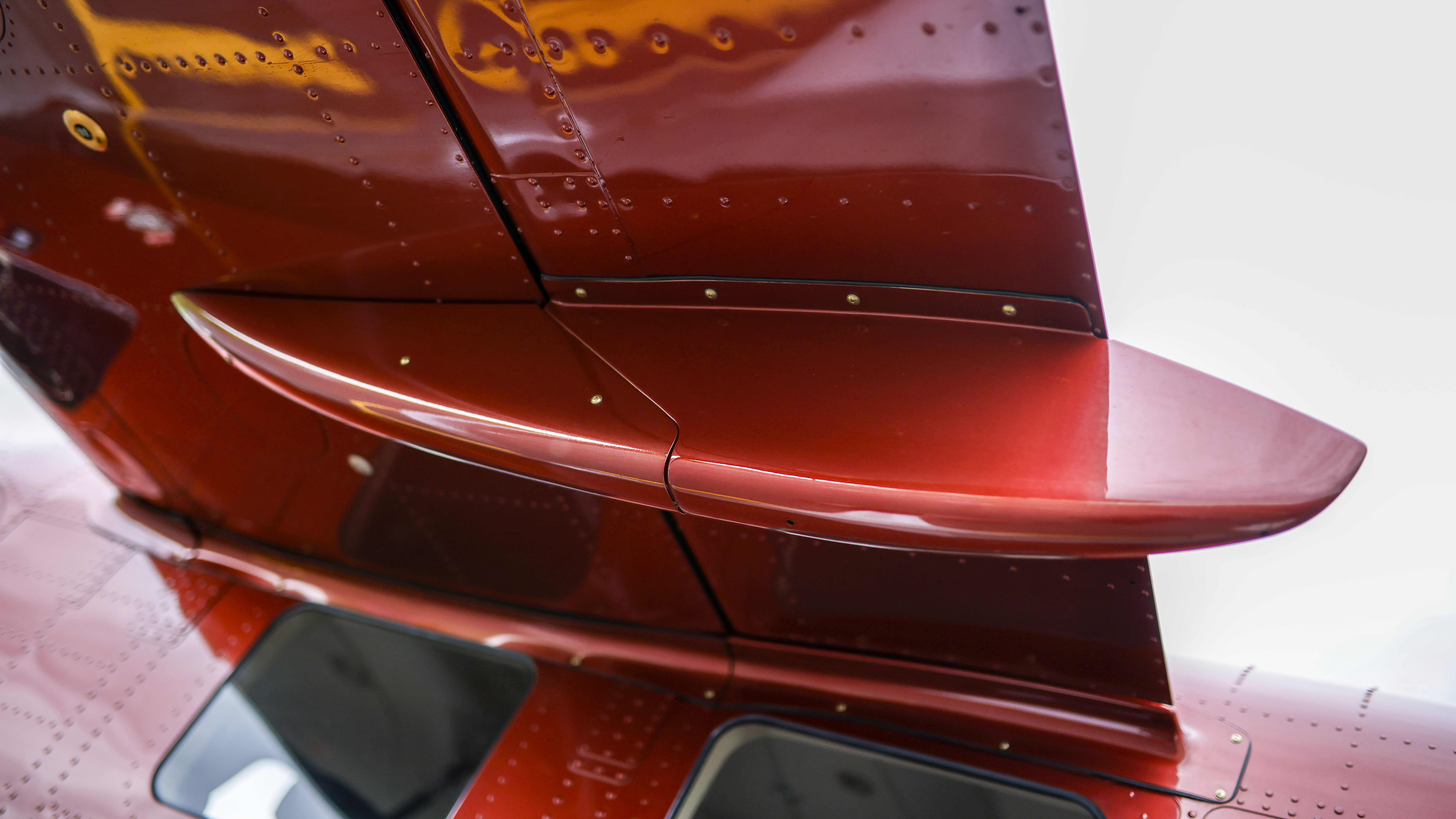 Wheel fairings, five-blade propeller, flap track fairings, the completely faired in cargo pod and, of course, longer fuselage.