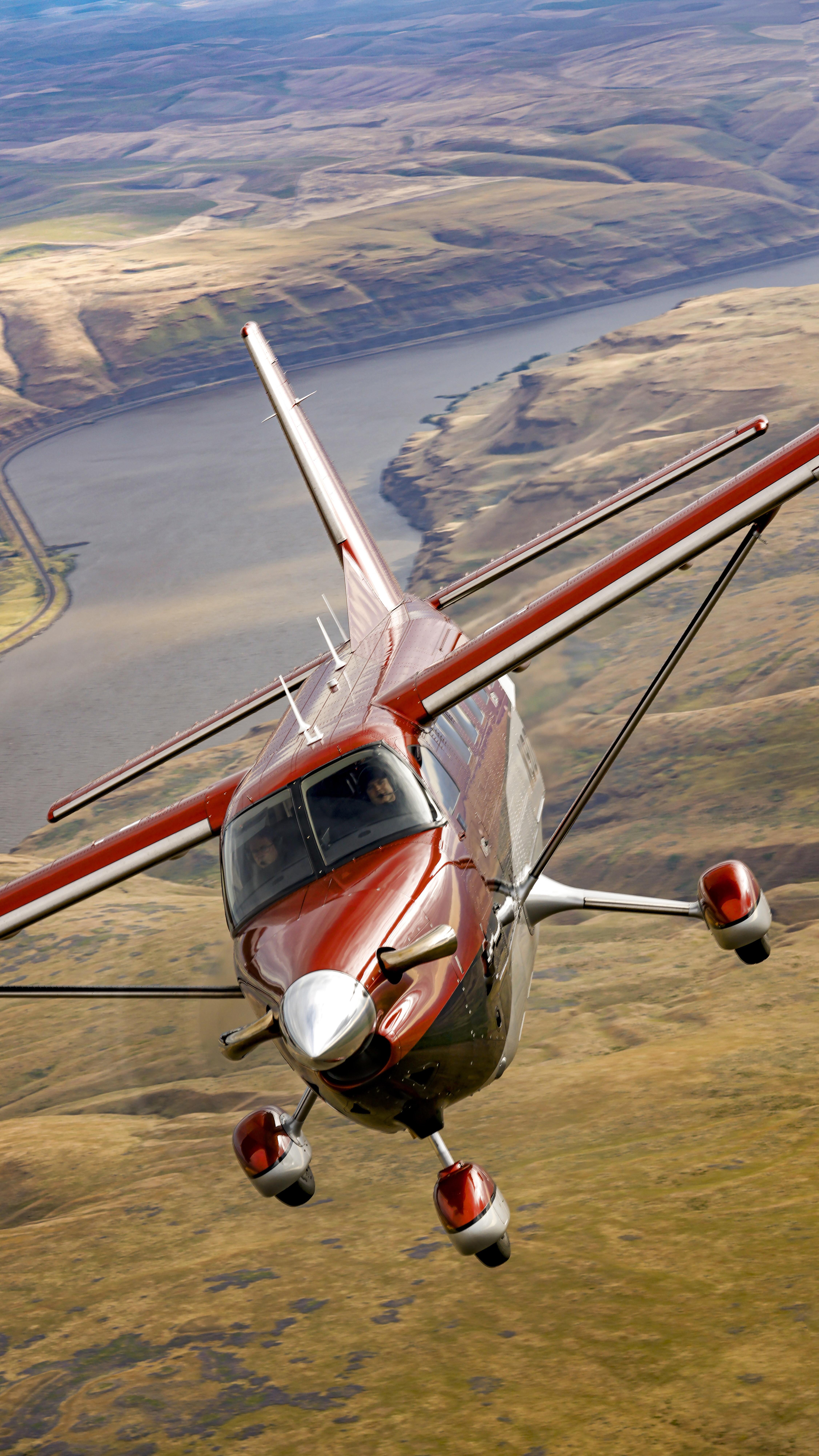 The new 900-shaft-horsepower PT6A-140A engine and five-blade prop dial up the speed, while the all new faired-in nose section and wheel fairings help dial down the drag on the Kodiak 900. It looks beefy but has nicely balanced controls and lands about like your average Cessna Skylane.