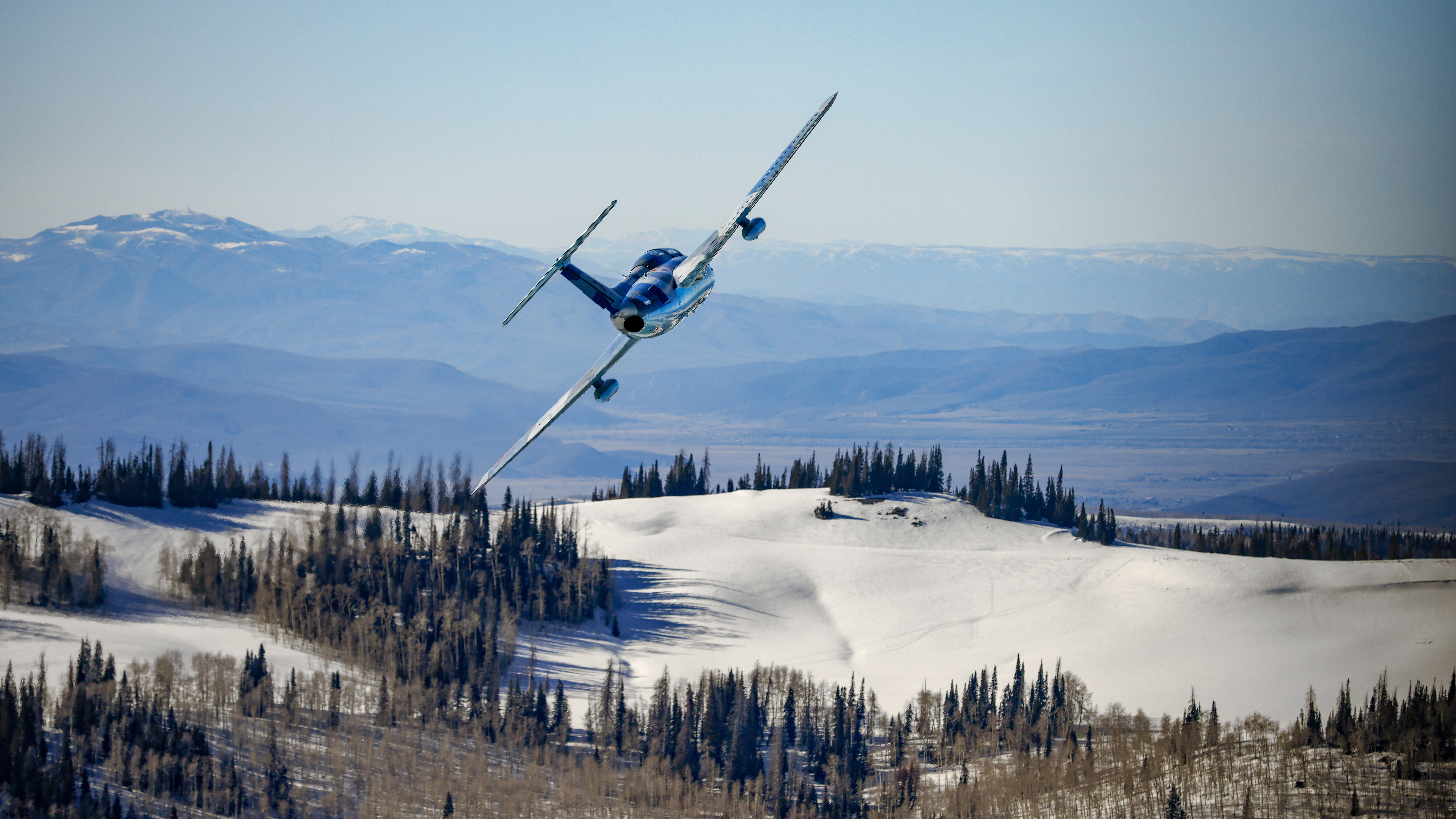 Pete Zaccagnino, flying his modified Aero L–29 Delfin, will again race the Czech-built jet trainer in this year’s Stihl National Championship Races in Reno, Nevada. He won the Jet class in 2015 flying a de Havilland Vampire, but in 2016 he had engine trouble and had to make a gear-up landing. He wasn’t injured.
