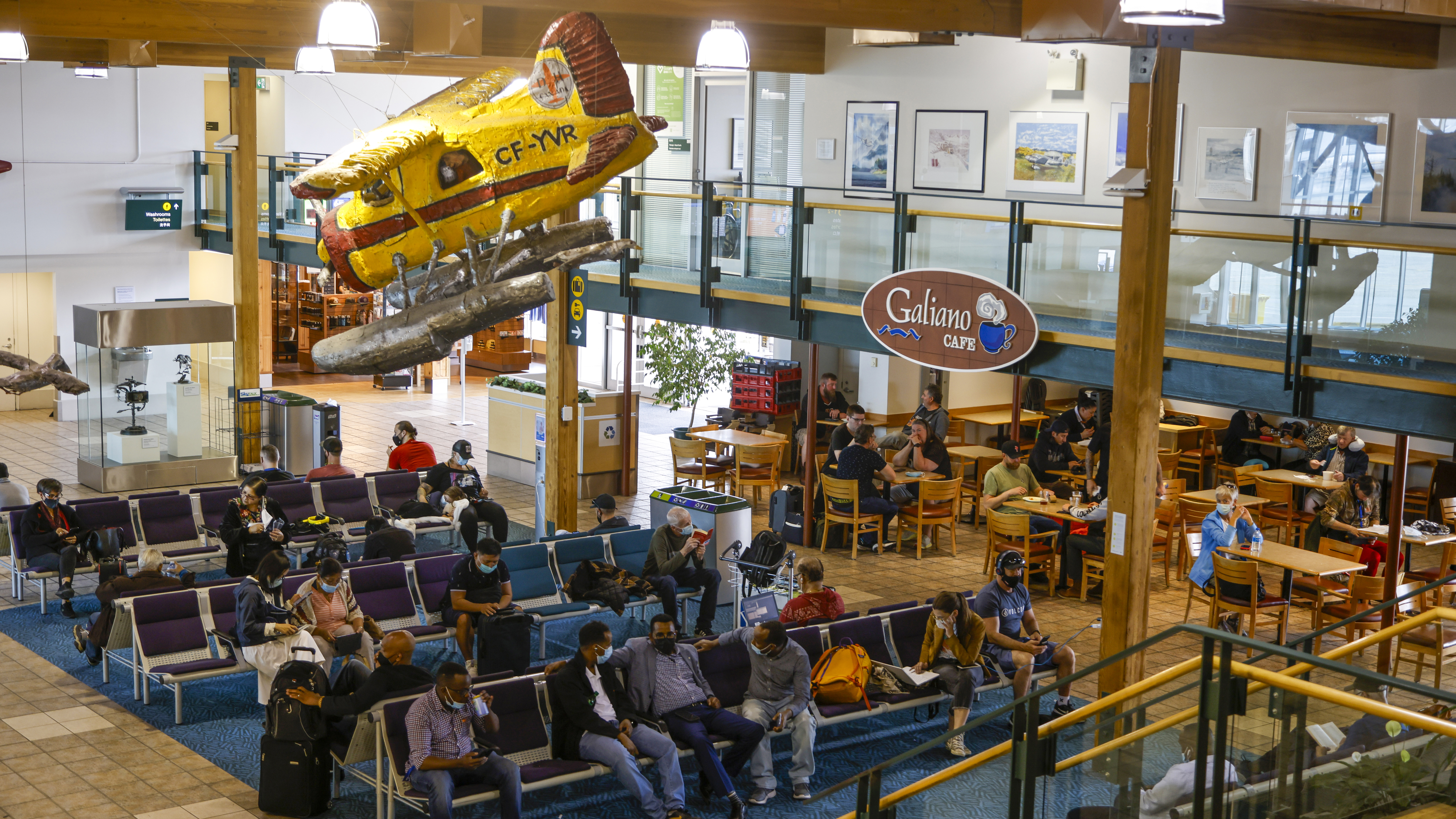 The south terminal of VYR. Photography by Chris Rose.