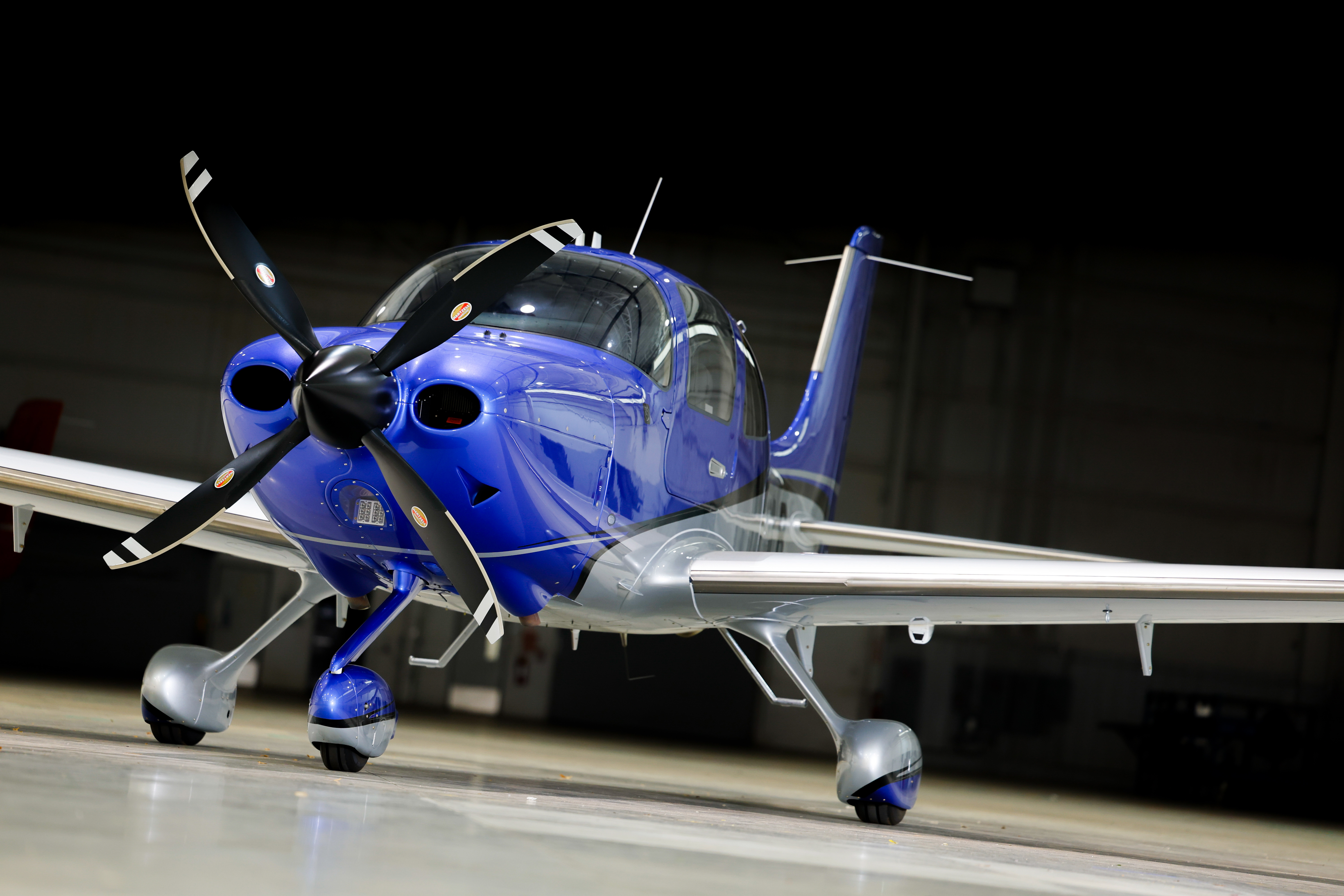 A four-blade Hartzell composite propeller is an option on the G7. Also, note the infrared camera on the bottom of the airplane’s left wing. Photo by Chris Rose.