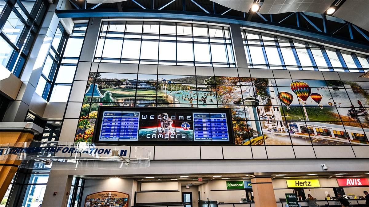 The airport welcomes campers to Space Camp. The airport welcomes campers to Space Camp.