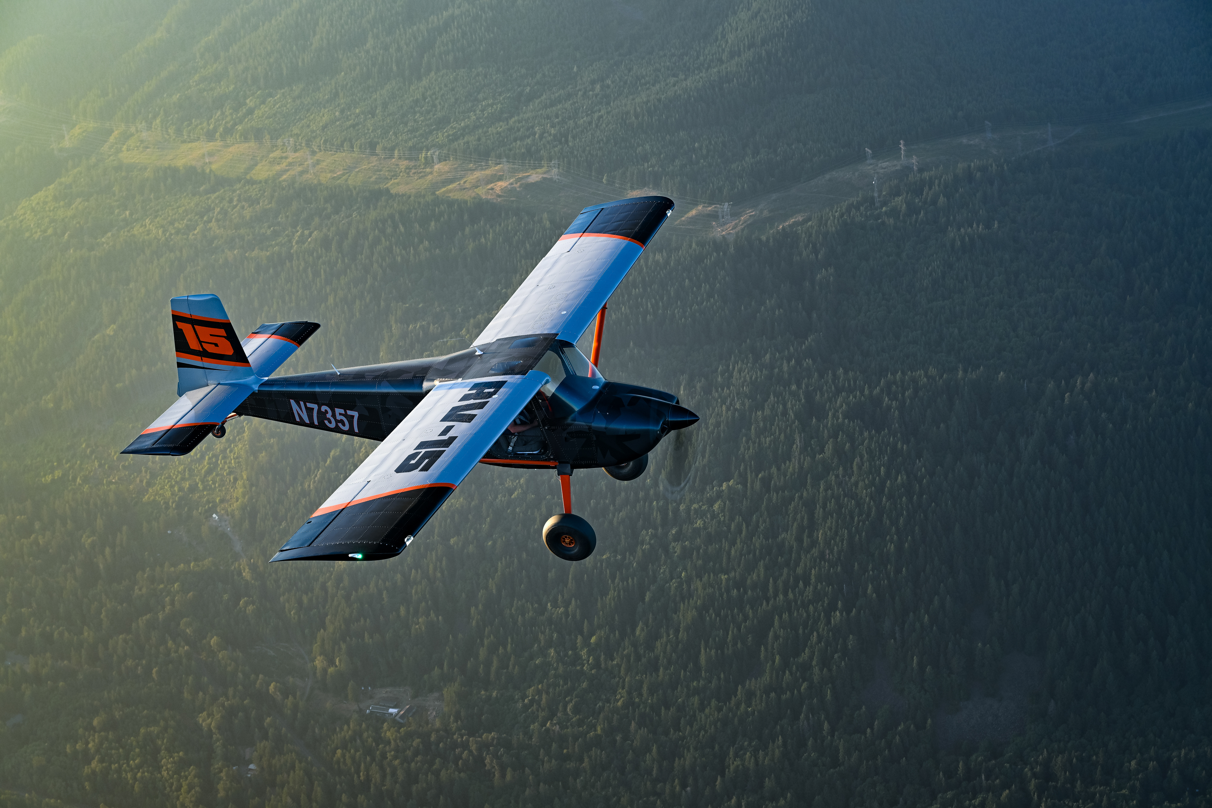 Tires for the RV–15 can range in size all the way up to Alaskan tundra tires.