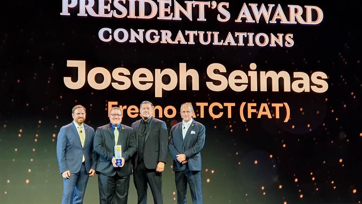 Photo by Pilar Wolfsteller