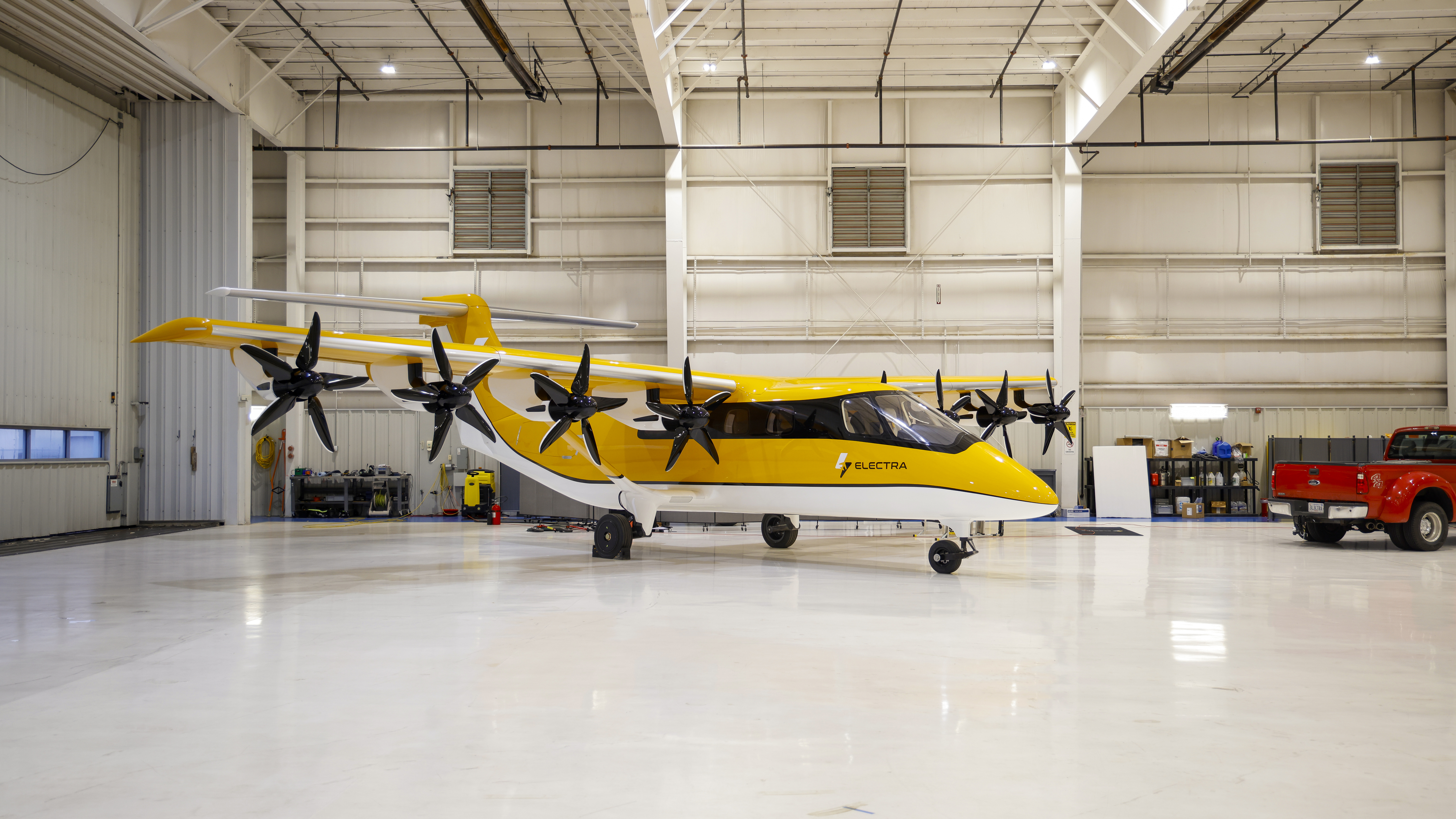 A mockup of the Electra EL9 shows that the commercial aircraft will have nine passenger seats, glass-panel avionics with synthetic vision, autothrottles, and side sticks for the computerized fly-by-wire control system.