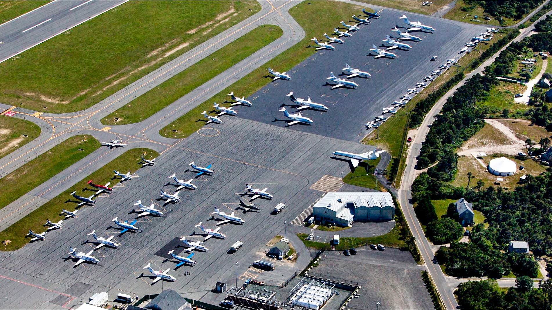 Nantucket Memorial Airport