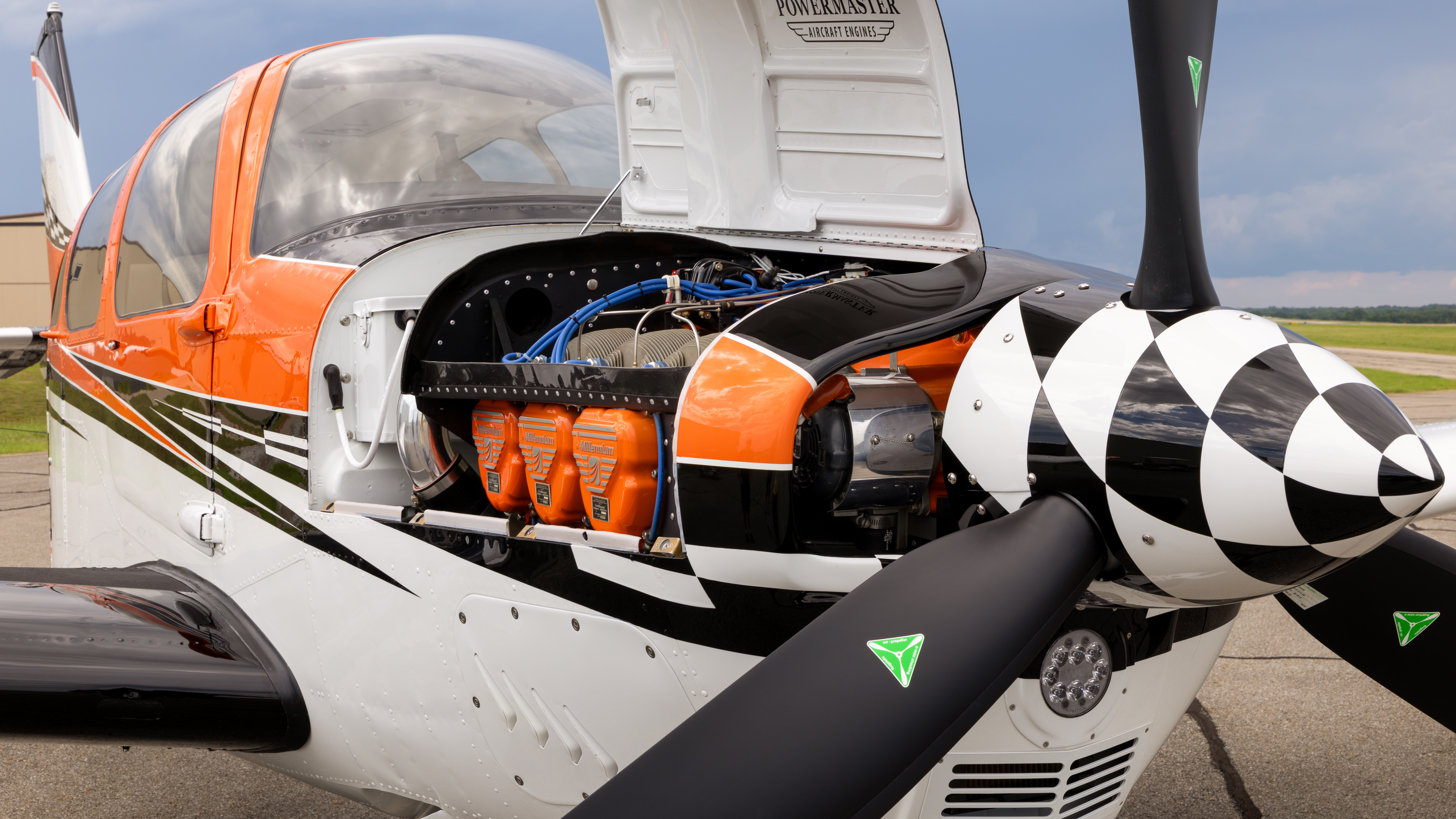 A color-coordinated engine rounds out the scheme.