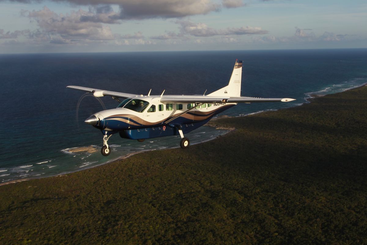 8 Things to Have in the Cockpit this Summer