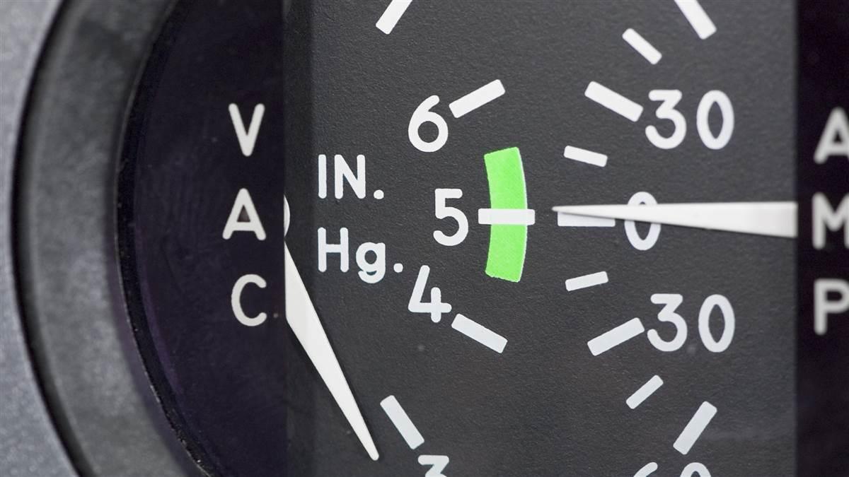 Photography of pilot vacuum in a Cessna 172.
Wichita, KS   USA
Image#: 01-0724_1071.CRW
Camera: Canon EOS D30 
http://mikefizer.com    mike@mikefizer.com