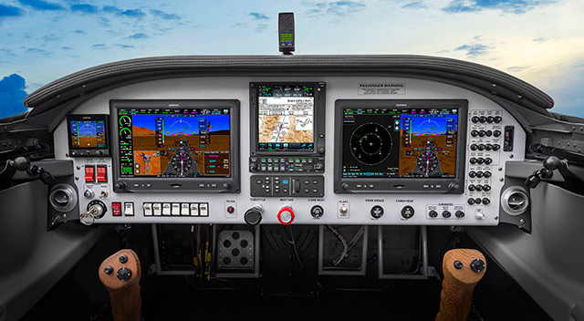 Garmin launches G5 standby instrument, new audio panels - AOPA