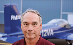Mitch Lock built the RV-12 in 555 hours