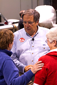 AOPA President Craig Fuller spoke with Rally GA event attendees.