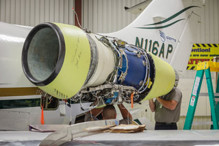 hawker 400xpr engine