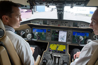 global 6000 cockpit