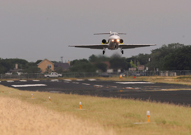 The Hawker Beechcraft 400XPR made its maiden flight in May 2012, shortly before the company declared bankruptcy and later emerged as Beechcraft Corp. Photo courtesy Hawker Beechcraft