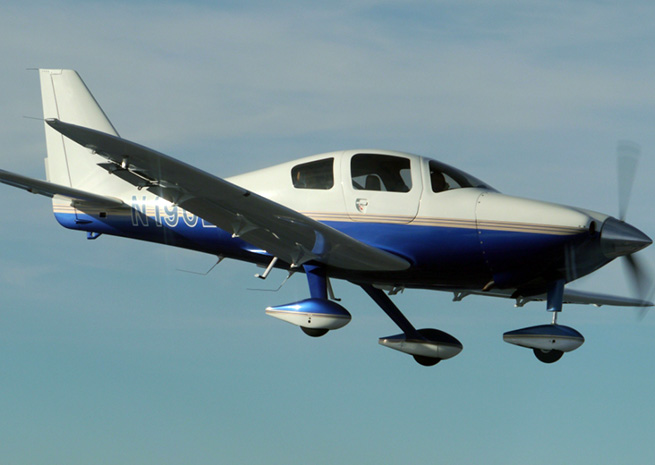 Lam Aviation's modified Lancair Columbia, in takeoff configuration. Photo by Wade Carman, courtesy Lam Aviation.