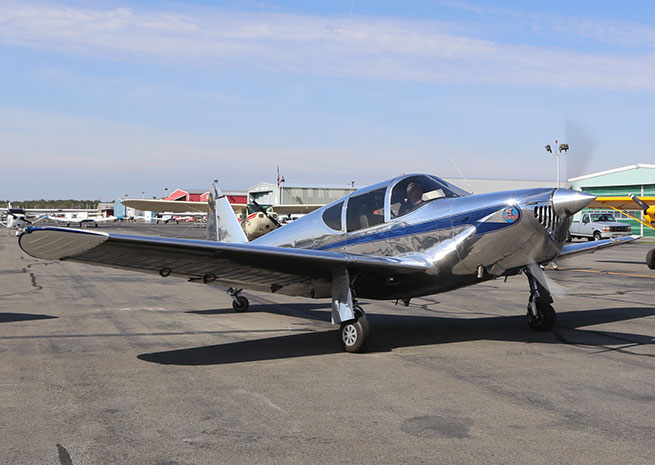 A Globe Swift taxis at Plymouth Municipal Airport (PYM).