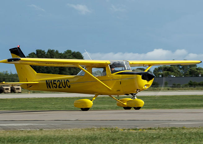 AOPA’s first 152Reimagined arrives at OSH.
