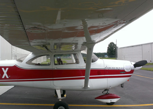 DAC Flying Club members have access to a Cessna 172D.