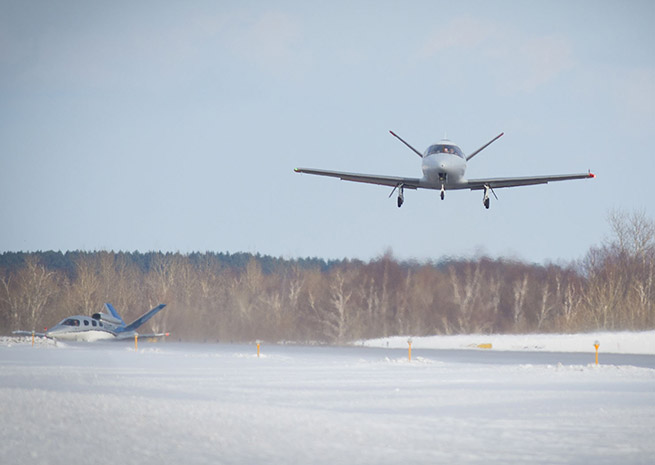 The first certification flight of the Cirrus SF50 lifts off in Duluth, Minn., on March 24. Cirrus Aircraft photo. 