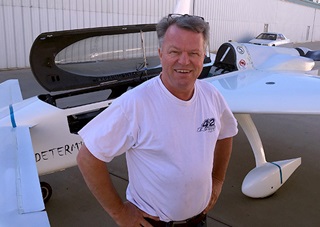 Light Speed Engineering's Klaus Savier stands next to his Lycoming IO-360-equipped Long EZ. Photo by Dave Hirschman.