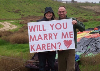 A Marine Corps pilot finds the perfect opportunity to propose in a hot air balloon. Photo courtesy of Denni Barrett.