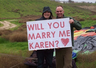 A Marine Corps pilot finds the perfect opportunity to propose in a hot air balloon. Photo courtesy of Denni Barrett.