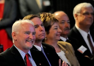 AOPA President Mark Baker, left, joined other GA leaders at the GAMA event.