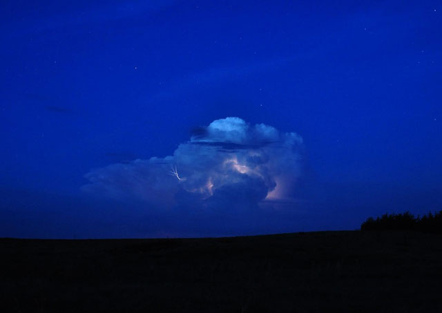 Thunderstorms that develop after dark have long been difficult to forecast. NOAA photo. 