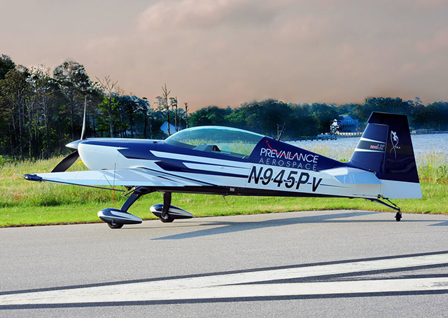 Prevailance Aerospace offers upset recovery training in an Extra 330LX. Photo by Thomas Gorman Photography, courtesy Prevailance Aerospace.