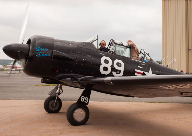 Rick Schwartz, winning bidder for the AOPA Experience in the AOPA Foundation auction, got a ride in a T-6 with AOPA Editor at Large Dave Hirschman during his visit to AOPA headquarters.