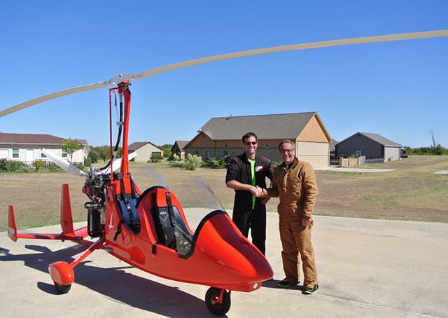 Dayton A. Dabbs (left) and John S. Craparo flew around the country in a gyroplane.