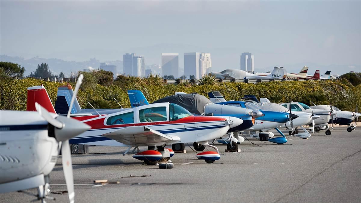 american flyers to exit santa monica in april aopa american flyers aircraft