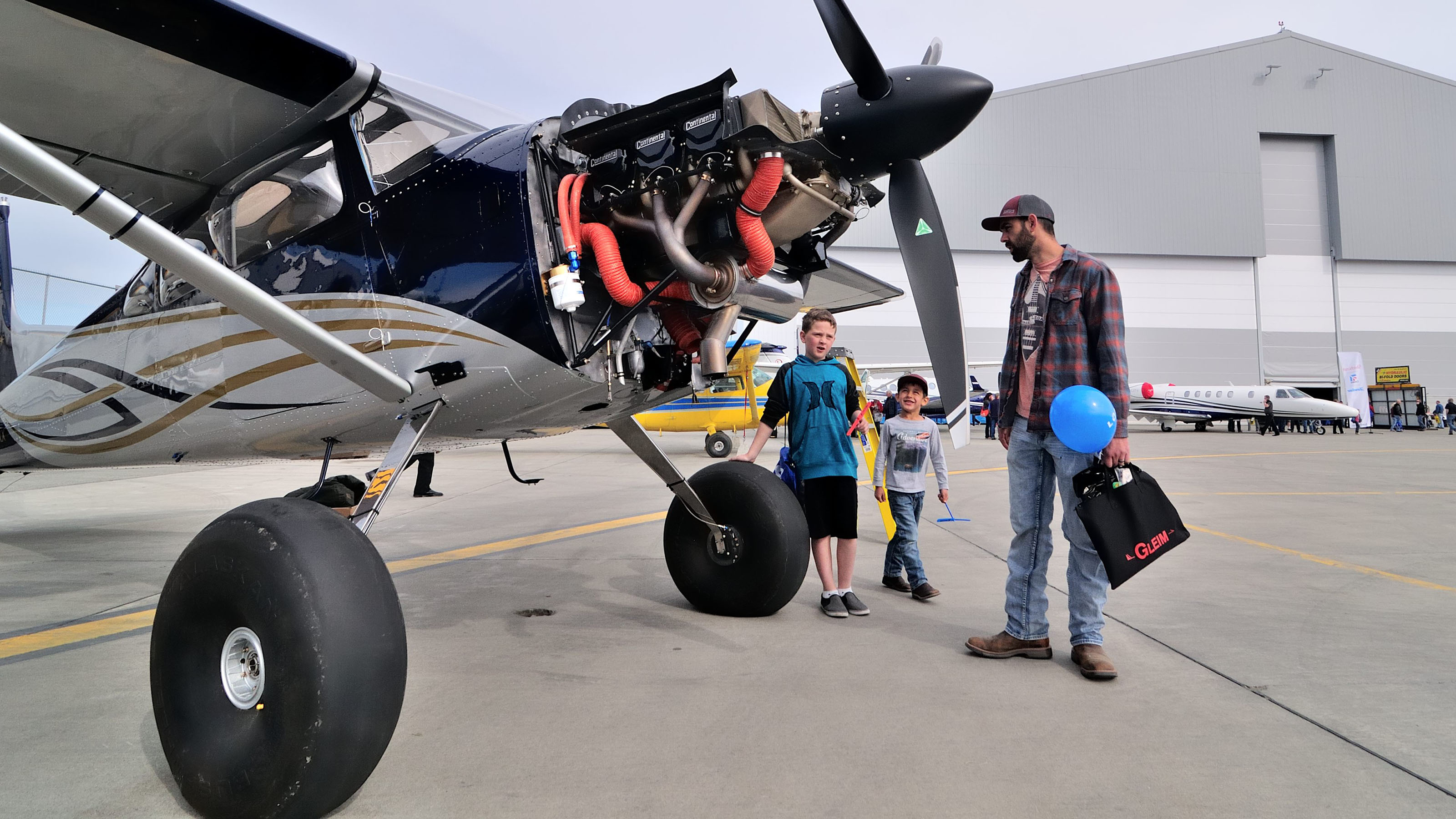 Gathering heralds spring in Alaska AOPA