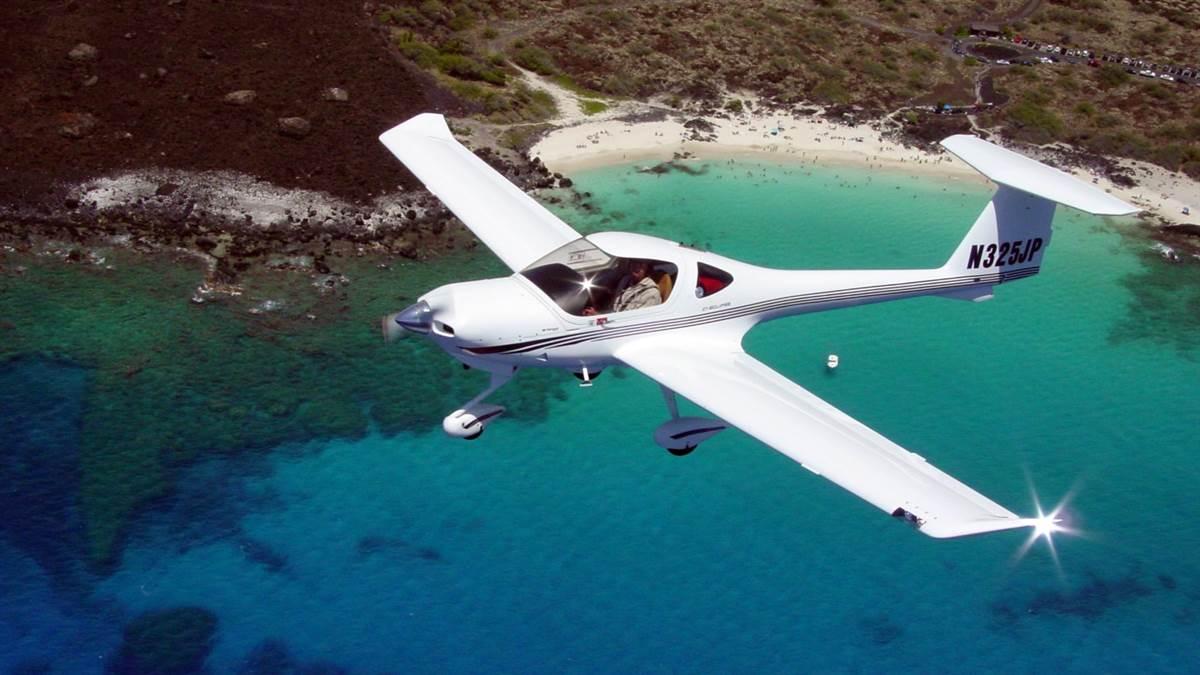 Inside the Spruce Goose AOPA