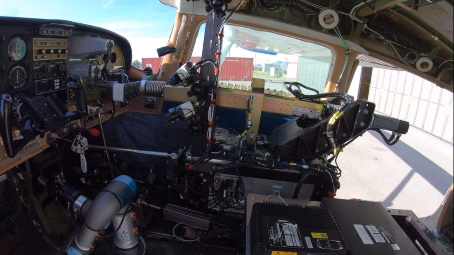 Robot in command