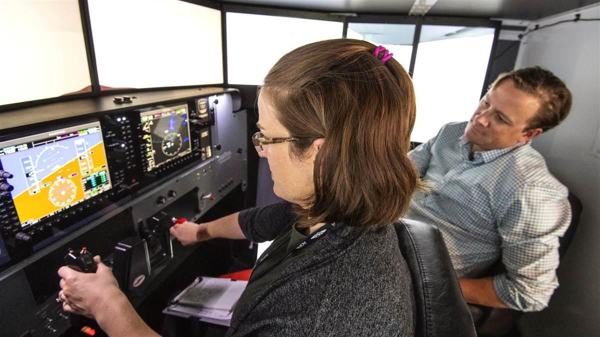 announces new electronic ignition system AOPA