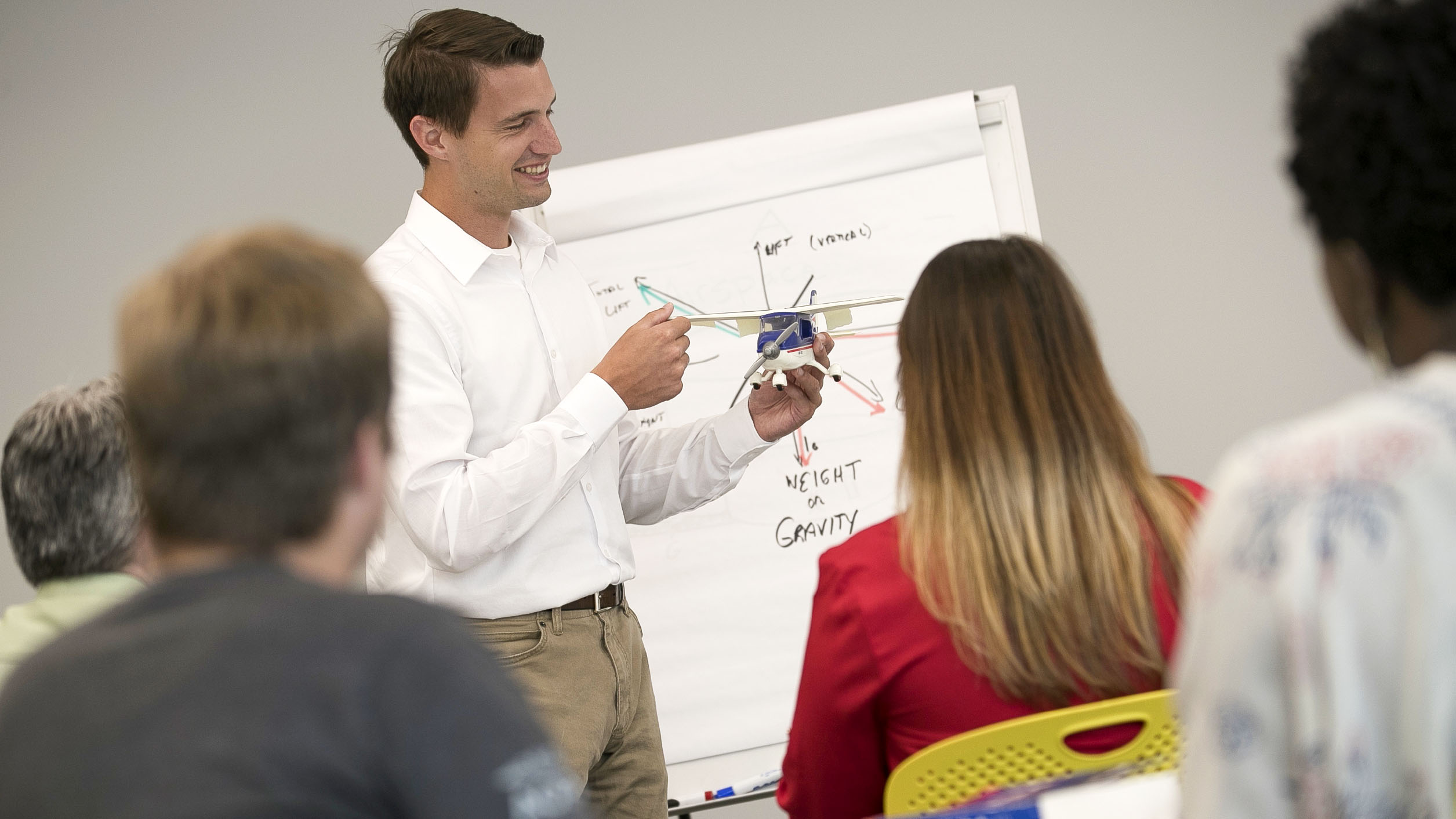 Seminar aims to raise level of aviation education