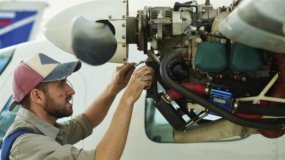 senate addresses maintenance tech shortage aopa aviation mechanic
