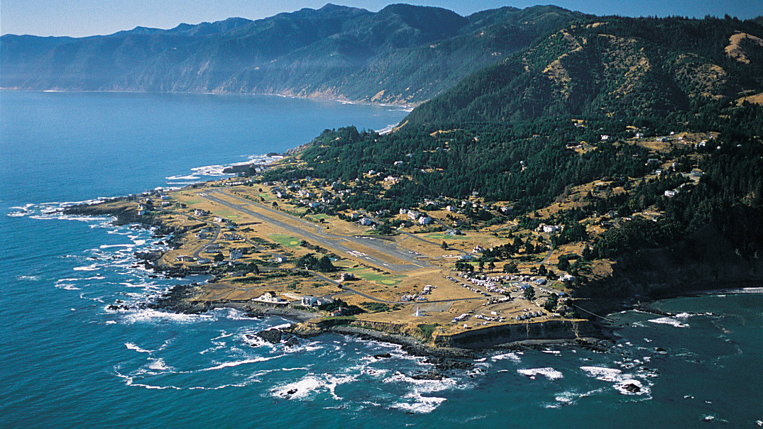 Pilot Getaways A Great Find on the Lost Coast AOPA