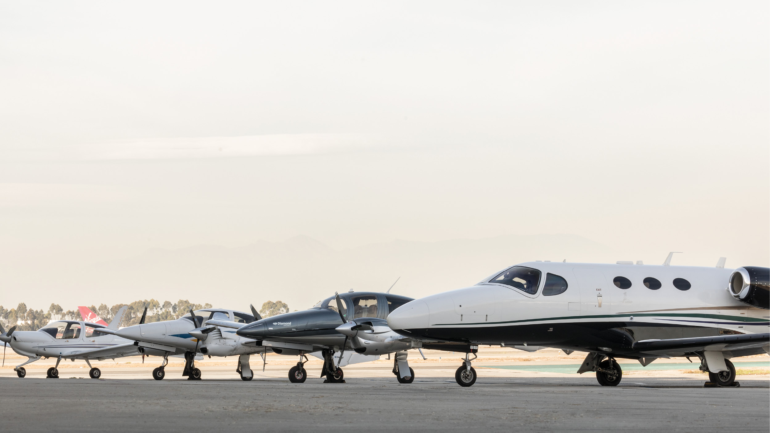 rent a mustang aopa angel city flyer da62